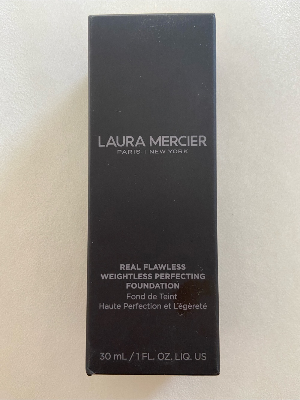 laura mercier Real Flawless Weightless Perfecting Foundation — Black New in Box